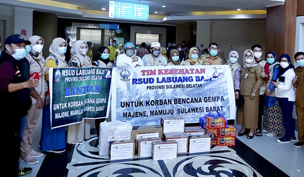Tim-Kesehatan-RSUD-Labuang-Baji-untuk-gempa-sulbar