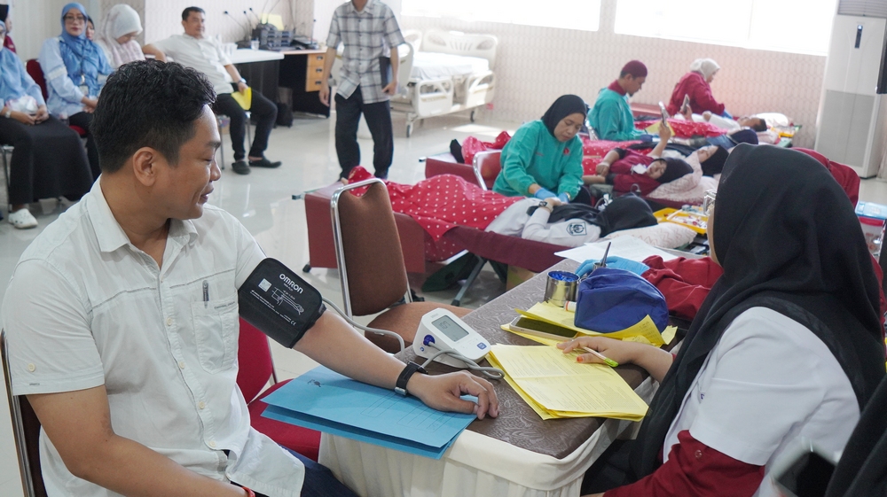 Sunatan khitanan gratis dan donor darah RSUD Labuang Baji 5