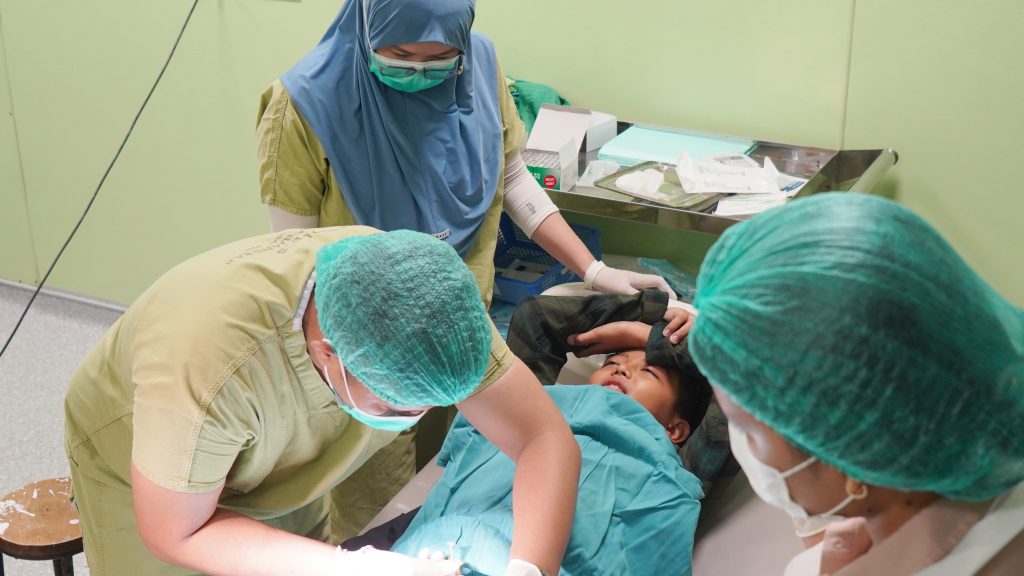 Sunatan khitanan gratis dan donor darah RSUD Labuang Baji 6