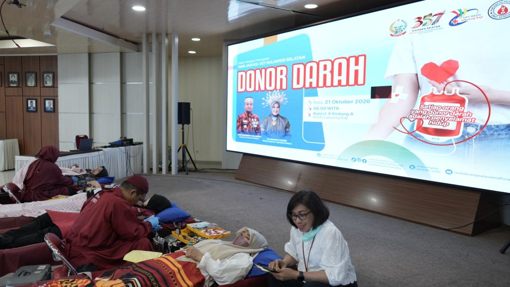 Pelayanan Berbusana Adat Sulsel hingga Sunatan Massal dan Donor Darah, RSUD Labuang Baji Semarakan HUT ke-357 Sulawesi Selatan